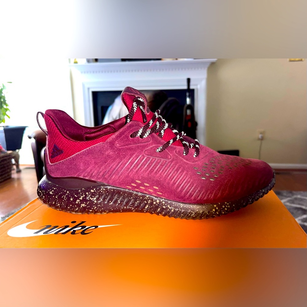 Suede Adidas Alpha Bounce